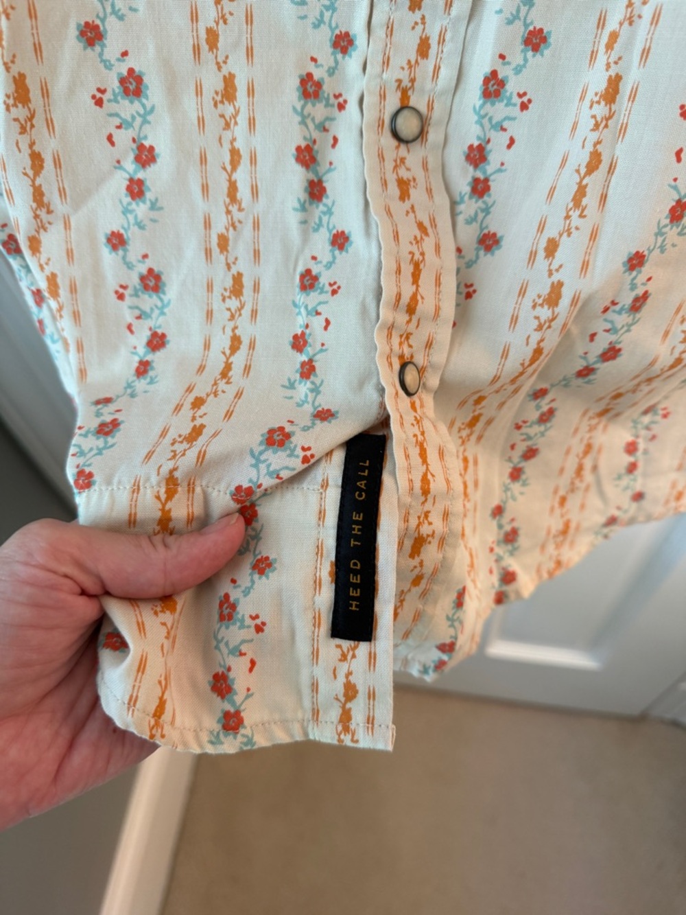 Howler Brothers Men's Short Sleeve Floral Stripe Shirt - medium - Picture 5 of 7